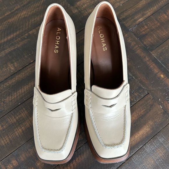 Aloha Loafers - Picture 3 of 8